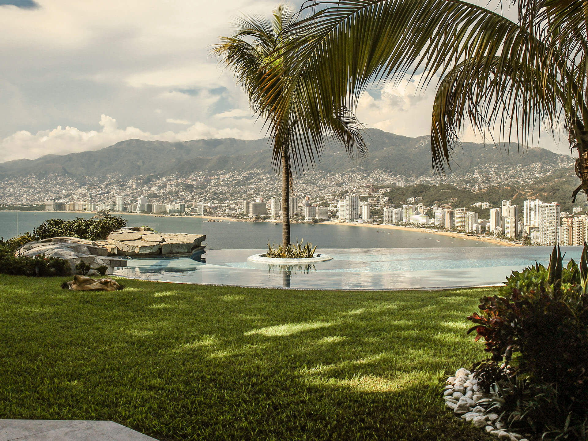 Renta de casa para fin de semana en Acapulco Casa Meranti