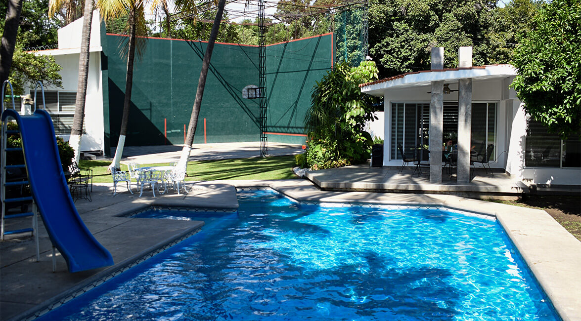 Quinta Juan Ramón — Second Home Near Cuernavaca with Pool and Garden